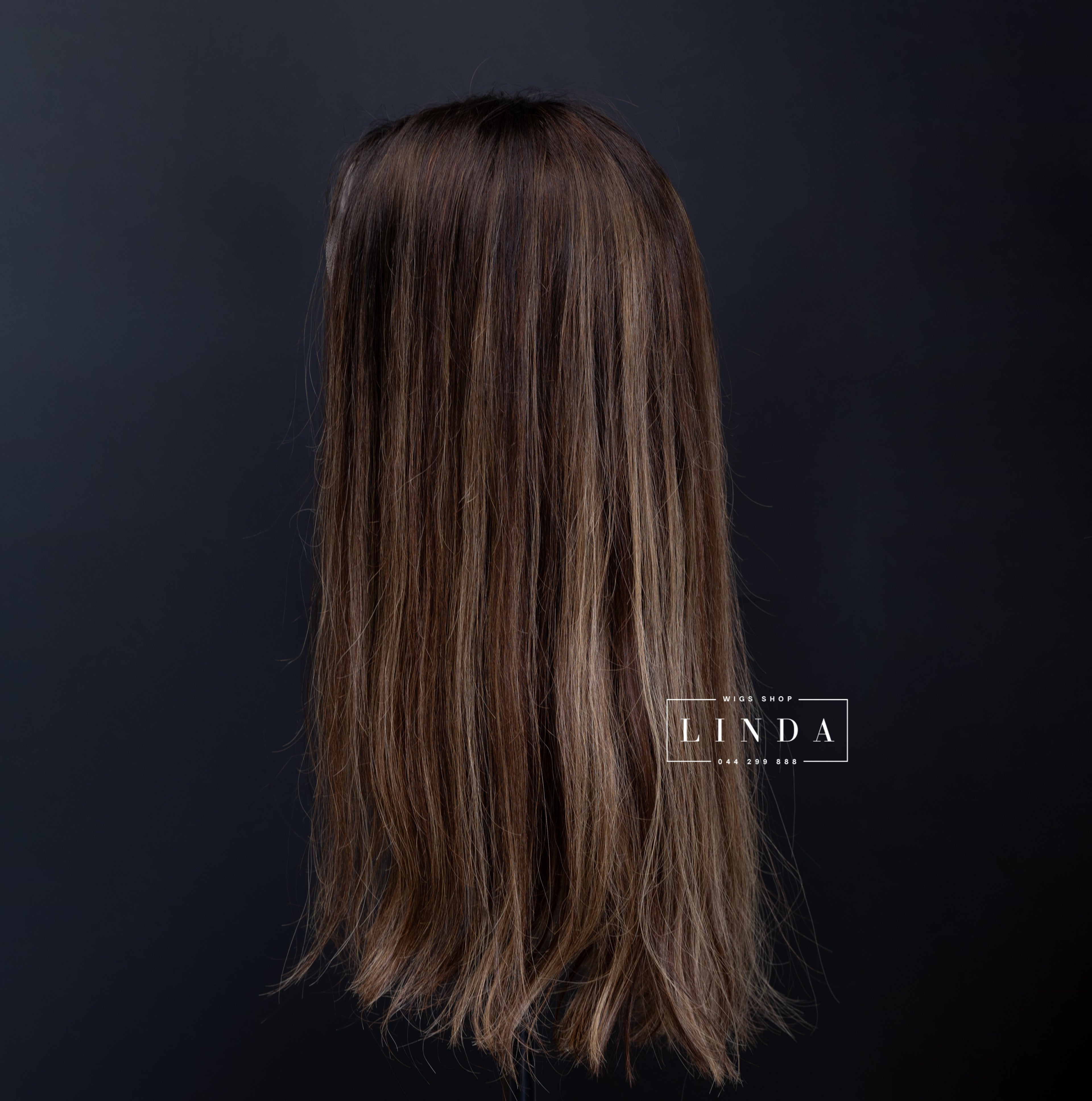 Wavy Light Brown Natural Front and Side Lace Wig – Medium Length