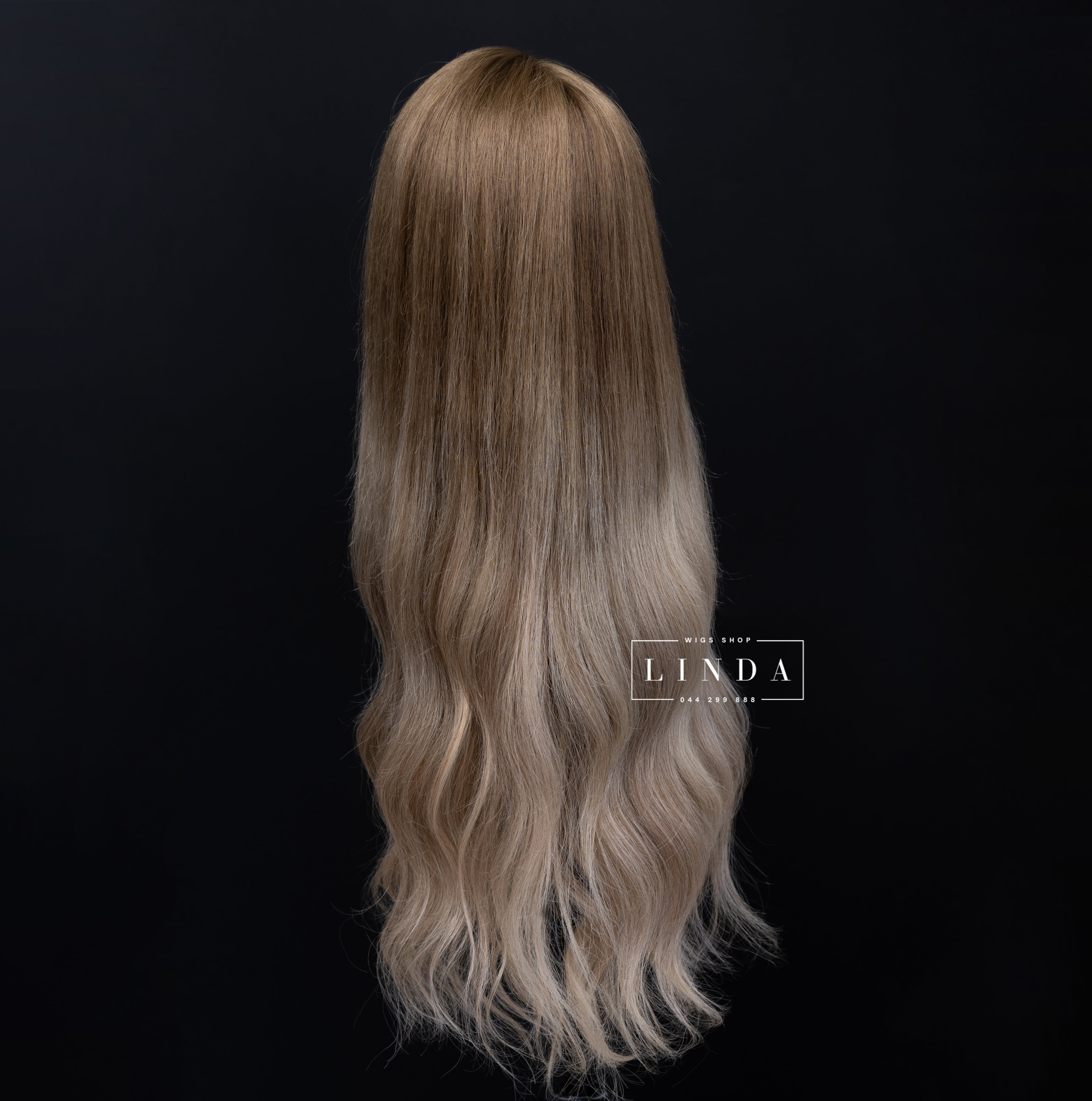 Wavy Light Brown Natural Lace Front Wig – Long Length